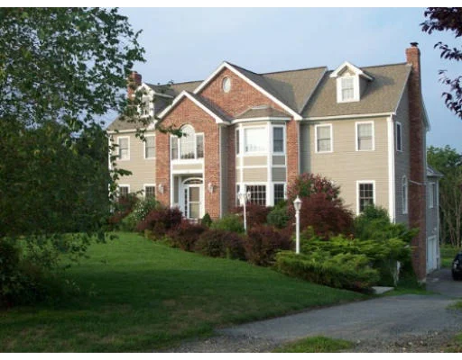 Unit for sale at 70 Windkist Farm Road, North Andover, MA 01845