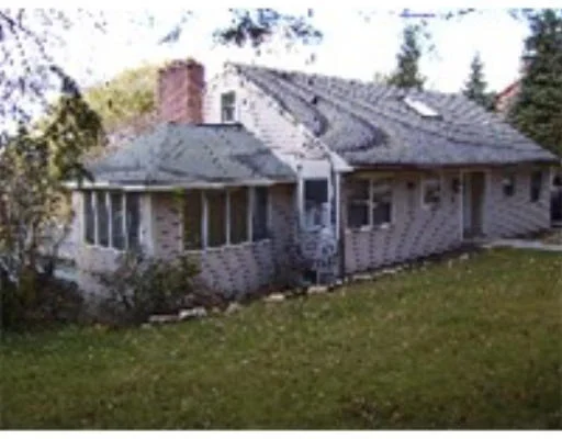 Unit for sale at 29 Choate St, Essex, MA 01929