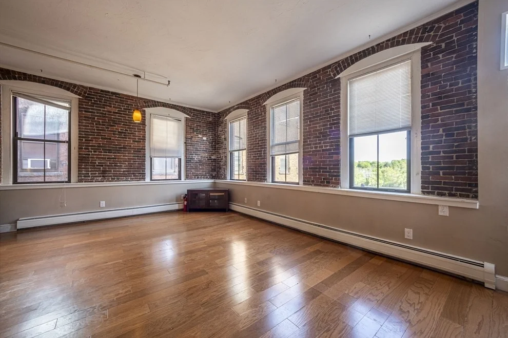 Unit for sale at 62 Washington St, Haverhill, MA 01832