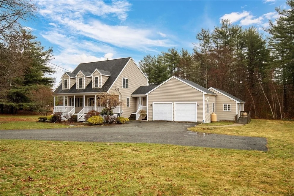 Unit for sale at 269 Tispaquin St, Middleboro, MA 02346