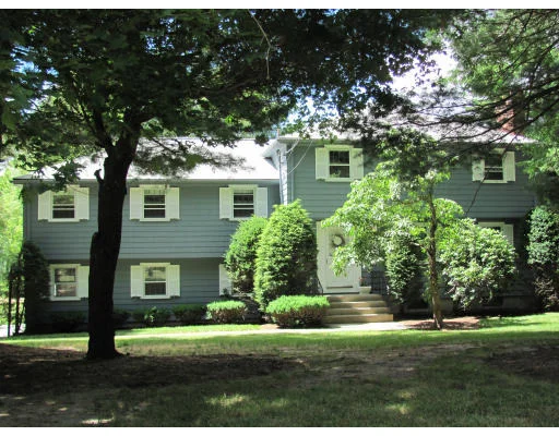 Unit for sale at 1843 Central Avenue, Needham, MA 02492