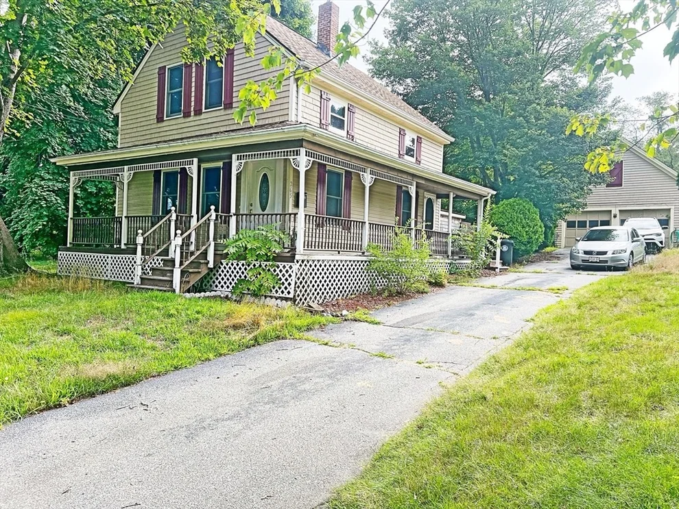 Unit for sale at 265 Stevens Rd, Swansea, MA 02777