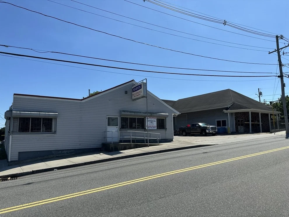 Unit for sale at 31,31-A,42 Cove Rd, Dartmouth, MA 02748
