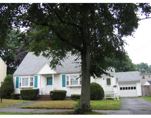 Unit for sale at 74 York Road, Lynn, MA 01904