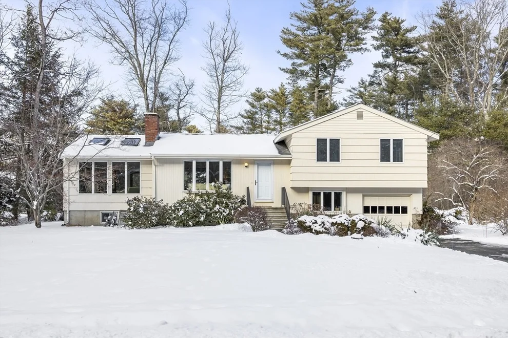 Unit for sale at 20 Bent Brook Road, Sudbury, MA 01776