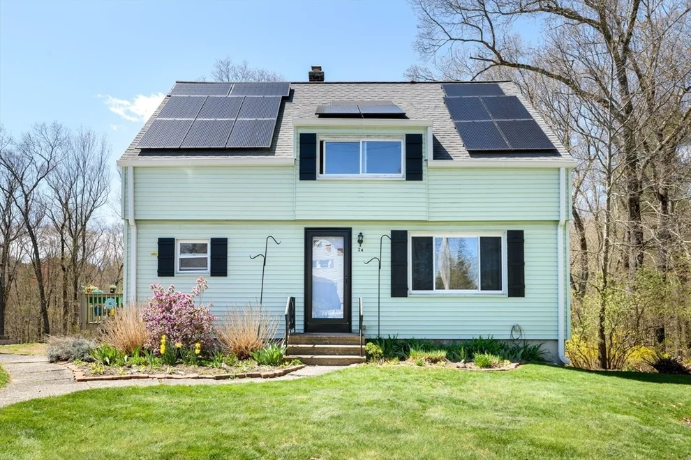 Unit for sale at 24 Chestnut Hill Rd, Oxford, MA 01537