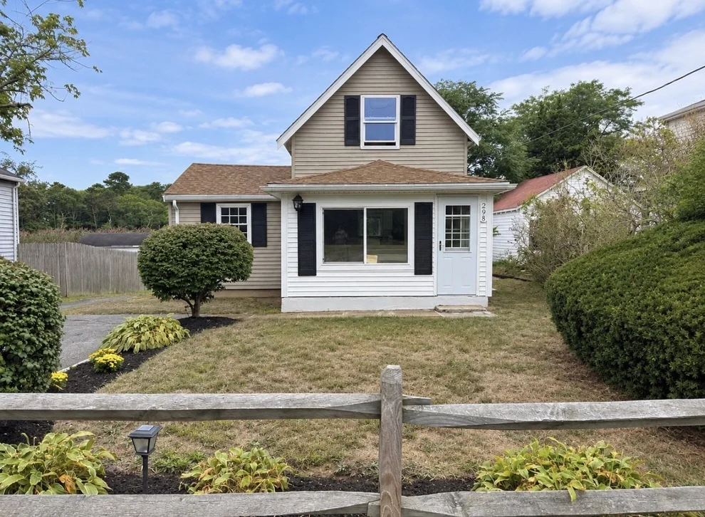 Unit for sale at 298 Onset Ave, Wareham, MA 02558