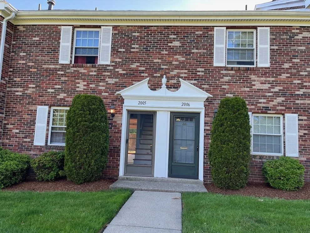 Unit for sale at 2005 Windsor Drive, Framingham, MA 01701