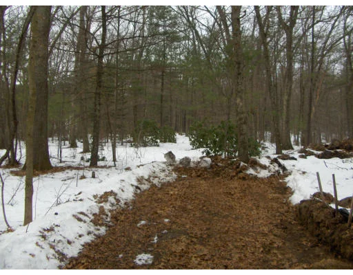 Unit for sale at 528 North Street, Georgetown, MA 01833