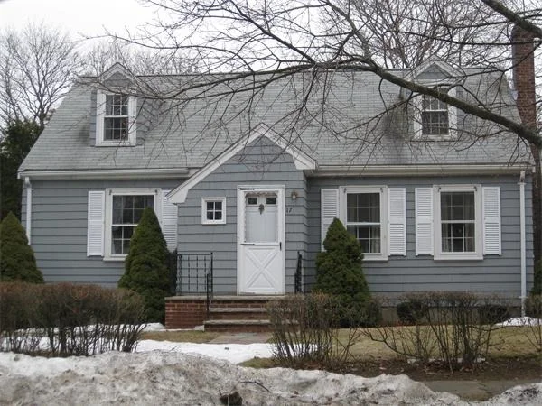 Unit for sale at 17 Shetland Rd, Danvers, MA 01923