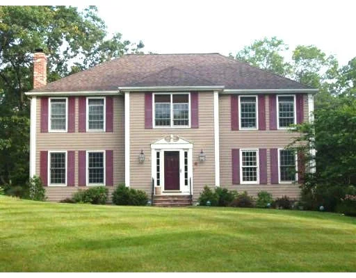 Unit for sale at 544 Sharpners Pond Rd, North Andover, MA 01845