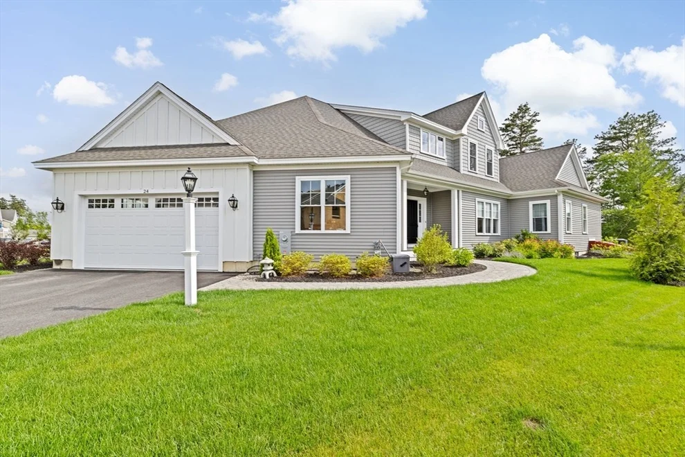 Unit for sale at 24 Meadowbrook Dr, Plymouth, MA 02360
