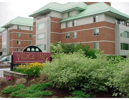 Unit for sale at 193 Oak St., Newton, MA 02464
