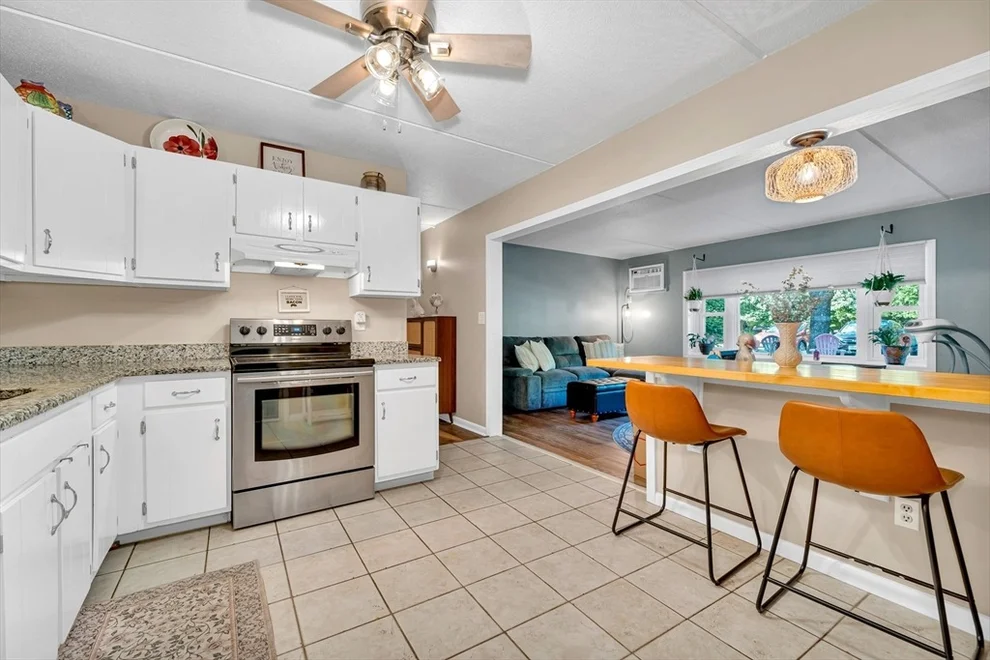 Unit for sale at 20 Lawrence Rd, Rowley, MA 01969