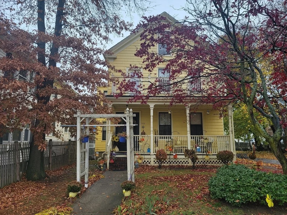 Unit for sale at 552 Main St, Medford, MA 02155