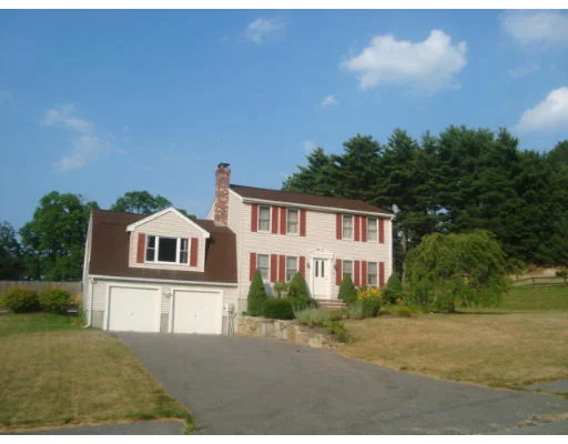Unit for sale at 2 Sunset Dr, Douglas, MA 01516