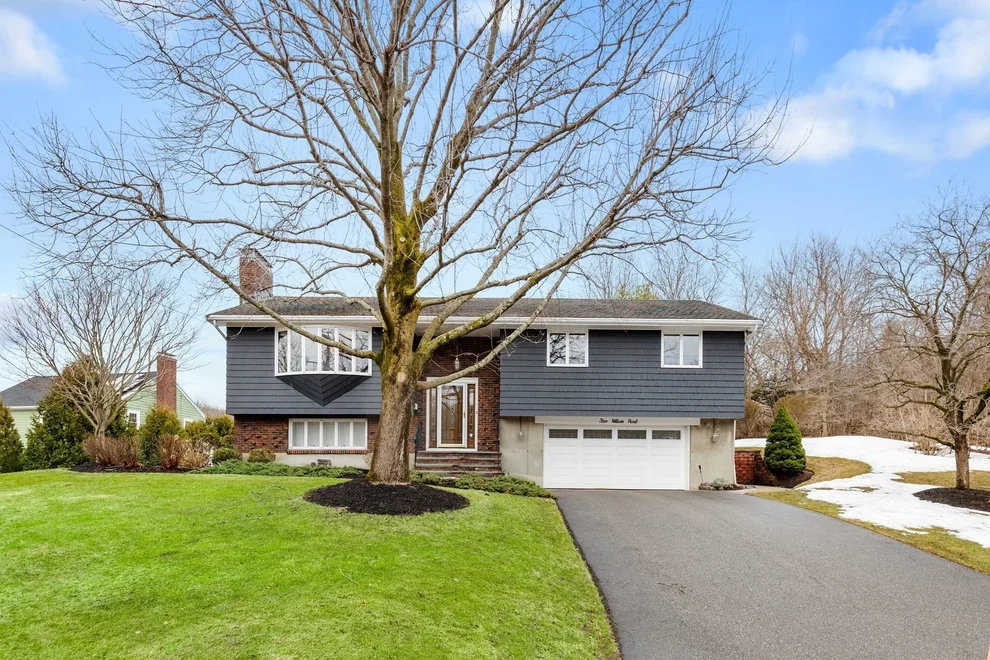 Unit for sale at 5 Willson Rd, Salem, MA 01970