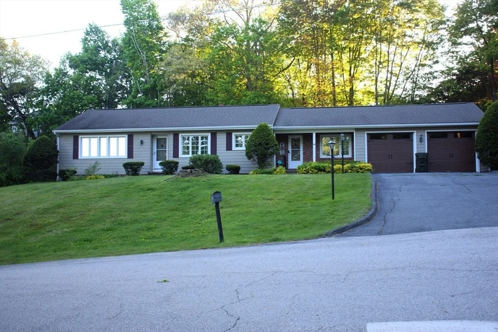 Unit for sale at 45 Aldea Ave, Dudley, MA 01571