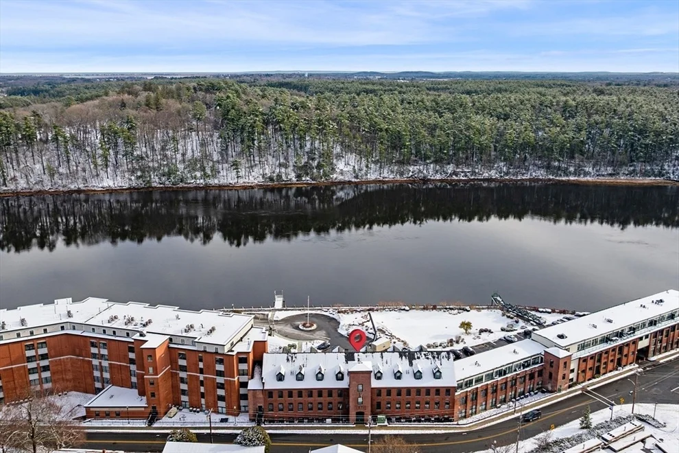 Unit for sale at 60 Merrimac St, Amesbury, MA 01913