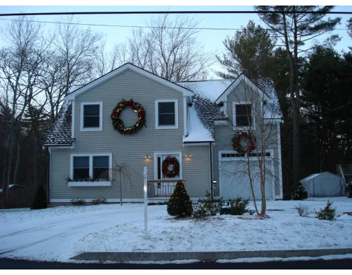 Unit for sale at 148-A Magnolia Ave, Gloucester, MA 01930