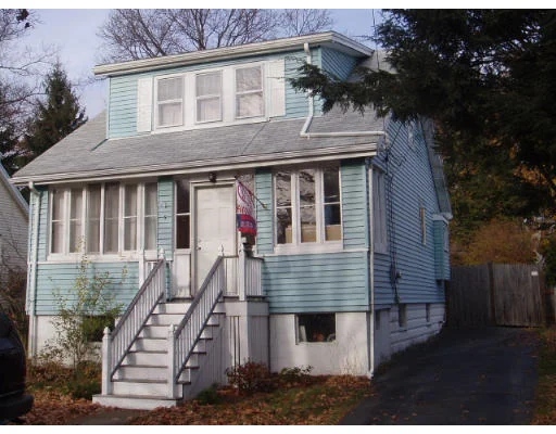 Unit for sale at 5 Allison Rd, Saugus, MA 01906