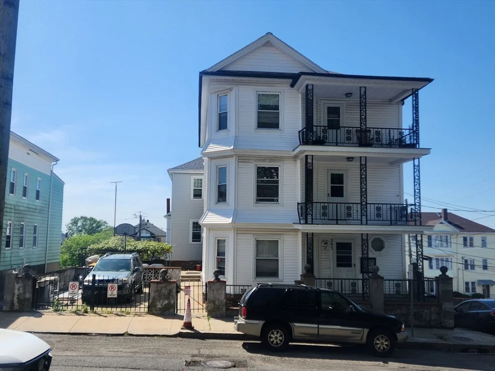 Unit for sale at 297 Union Street, Fall River, MA 02721