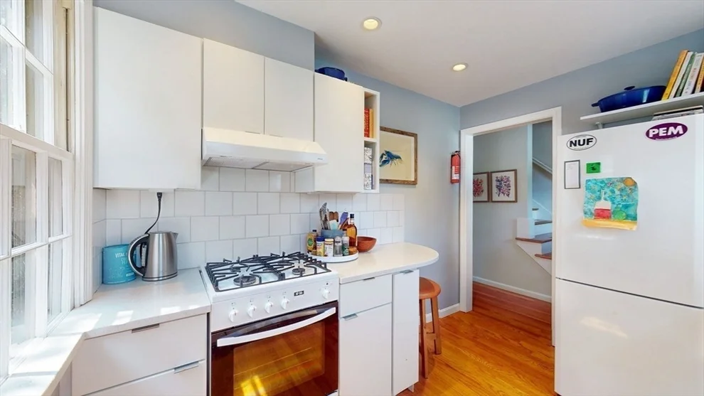 Unit for sale at 989 Chestnut Street, Newton, MA 02464