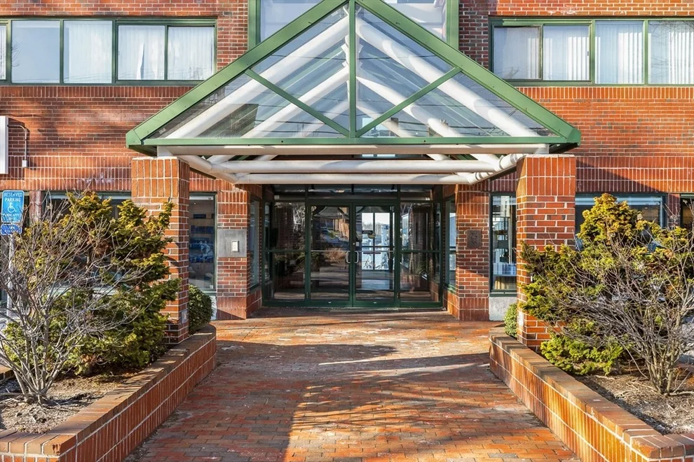 Unit for sale at 58 Merrimac Street, Newburyport, MA 01950