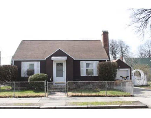 Unit for sale at 126 Holyoke Street, Lynn, MA 01905