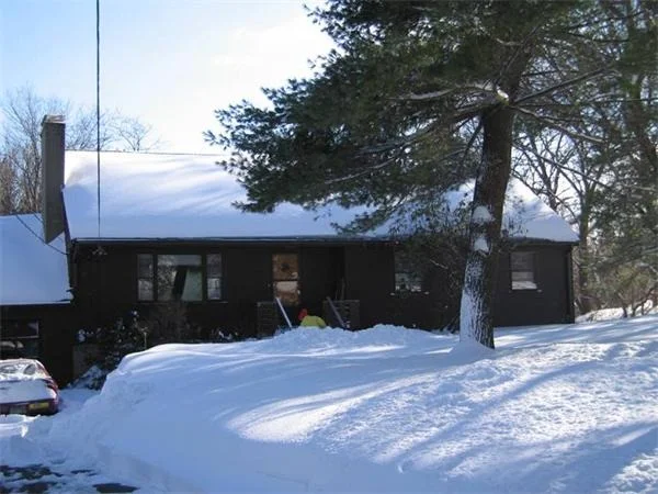 Unit for sale at 4 Whittier Rd, Lexington, MA 02420