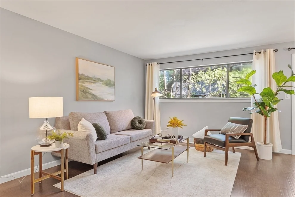 Unit for sale at 263 Meeting House Path, Ashland, MA 01721