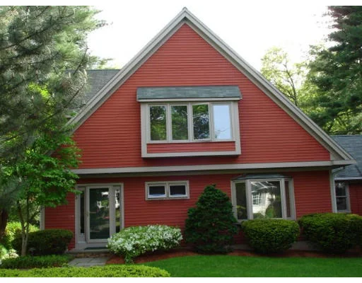 Unit for sale at 64 Shade St, Lexington, MA 02421