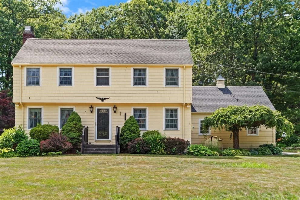 Unit for sale at 10 Prancing Rd, Chelmsford, MA 01824