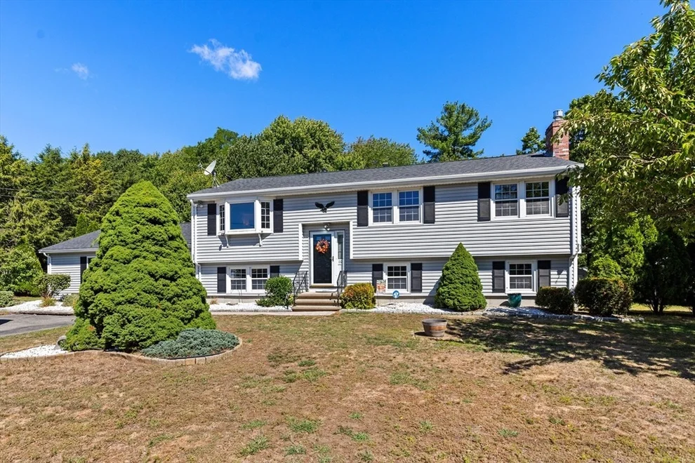 Unit for sale at 10 Wentworth Drive, Billerica, MA 01821