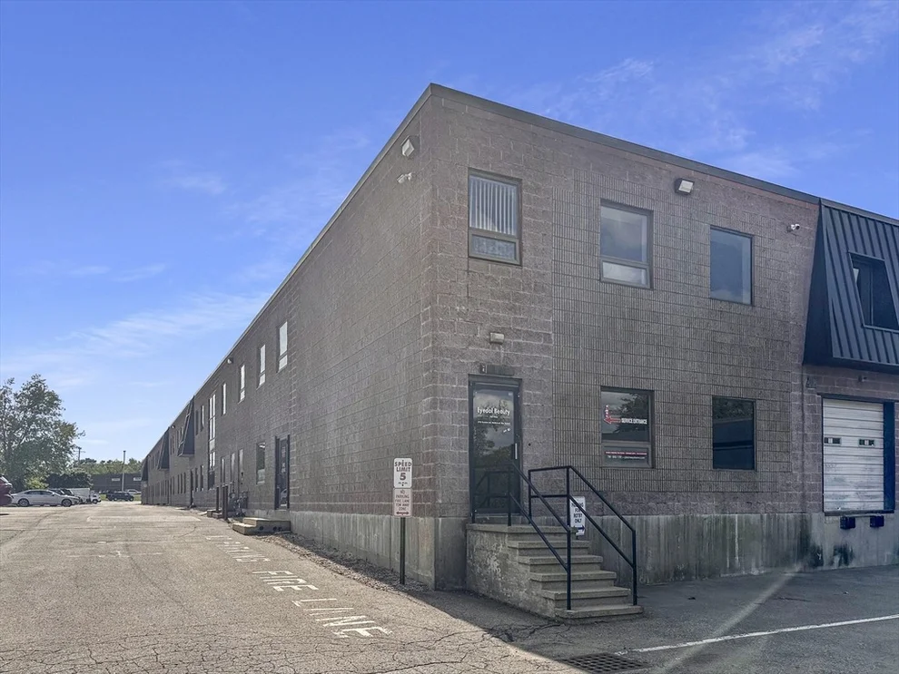 Unit for sale at 270 Centre St, Holbrook, MA 02343