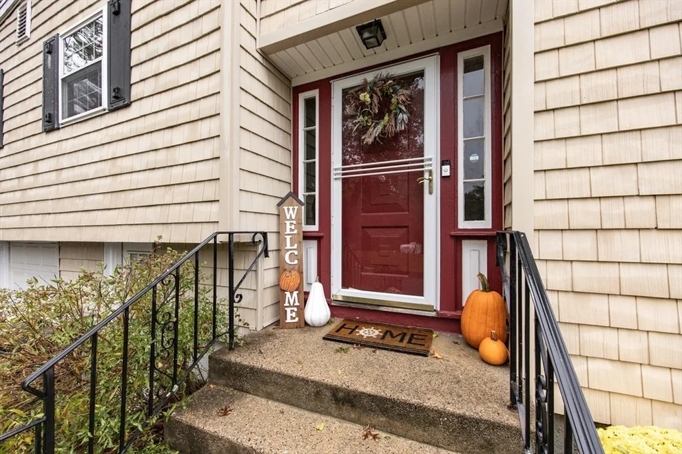 Unit for sale at 14 Foxhill Rd., Foxboro, MA 02035