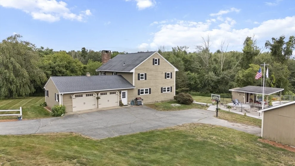 Unit for sale at 11 Lempicki Rd, Dudley, MA 01571