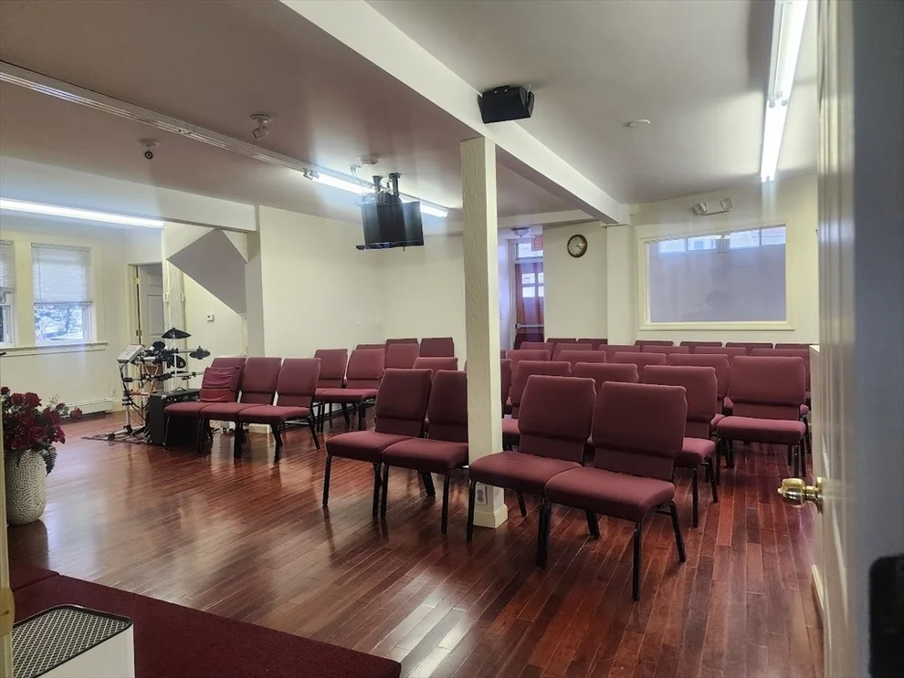 Unit for sale at 762 Southern Artery, Quincy, MA 02169