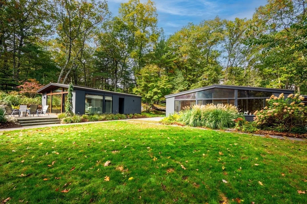 Unit for sale at 18 Moccasin Hill, Lincoln, MA 01773