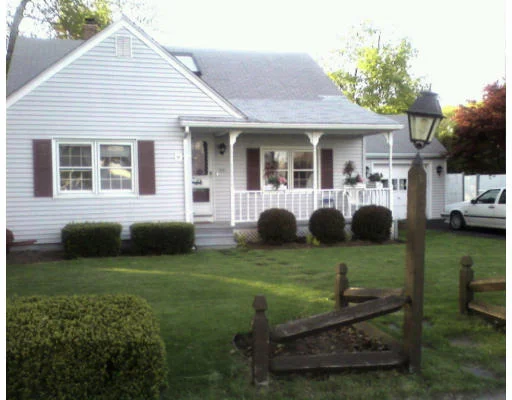 Unit for sale at 115 Mount Vernon, Lawrence, MA 01843