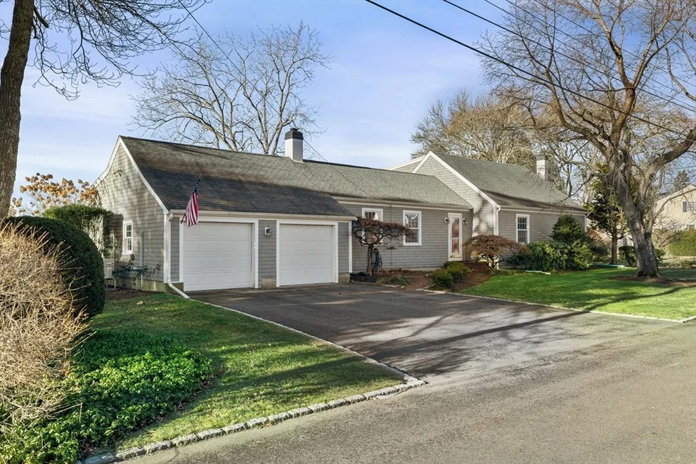 Unit for sale at 7 Elm Terrace, Dartmouth, MA 02748