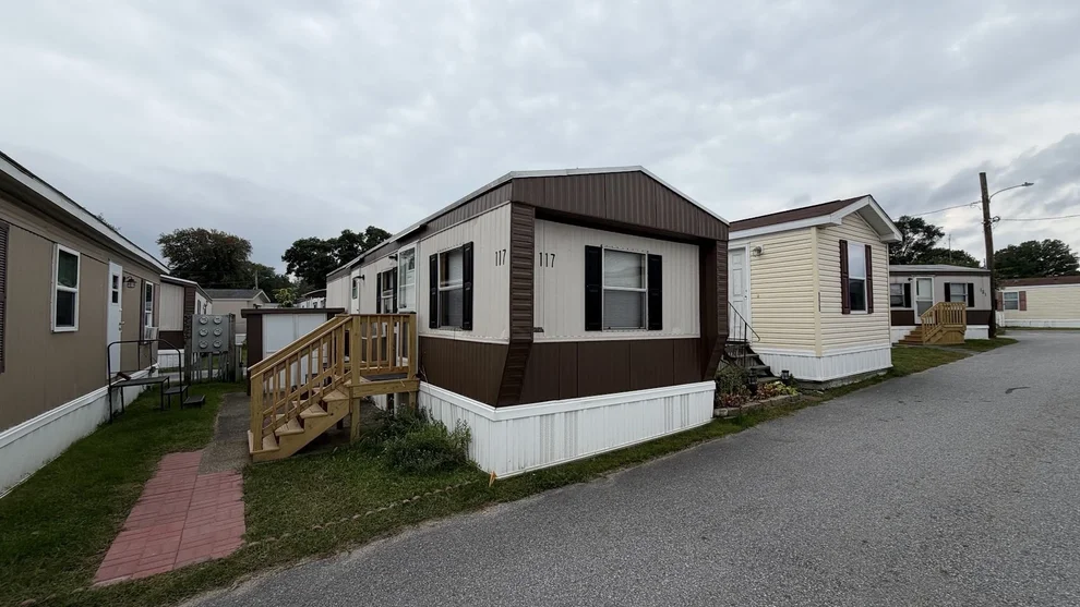 Unit for sale at 557 Southwest Cutoff, Worcester, MA 01607