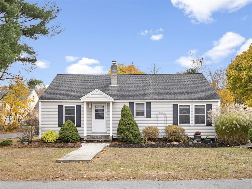 Unit for sale at 8 Wilson Ln, Westford, MA 01886