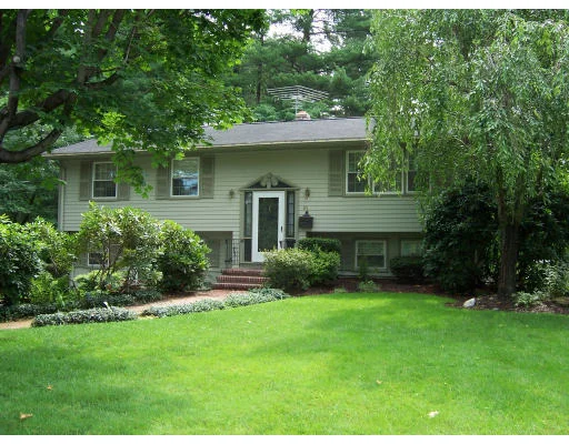 Unit for sale at 84 Nob Hill Dr, Framingham, MA 01701