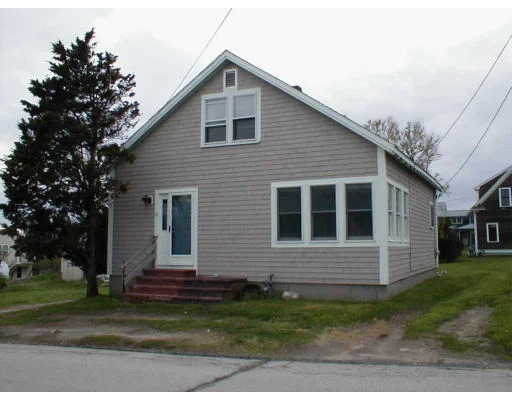 Unit for sale at 18 Bradford Street, Marshfield, MA 02050