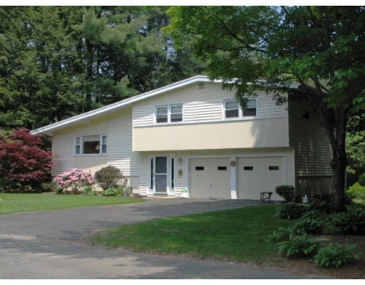 Unit for sale at 26 Clearview Dr, Framingham, MA 01701