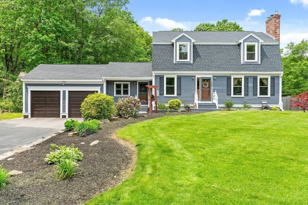 Unit for sale at 906 Clark St, Gardner, MA 01440