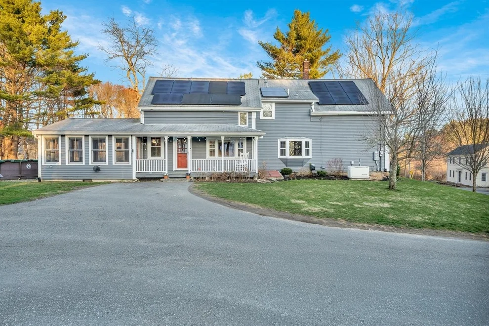 Unit for sale at 63 S Hampton, Amesbury, MA 01913