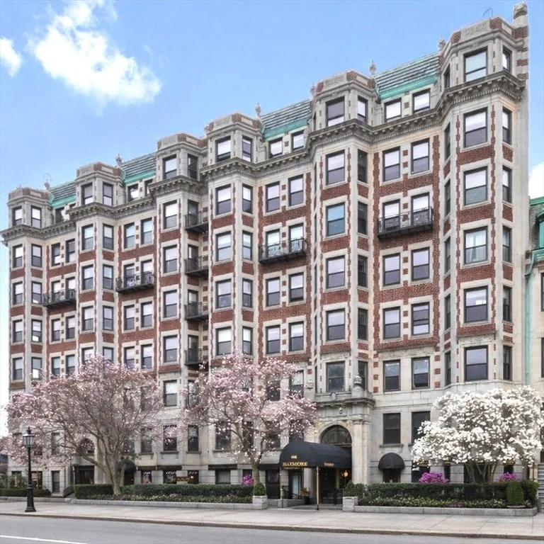 Unit for sale at 466 Commonwealth Ave, Boston, MA 02215
