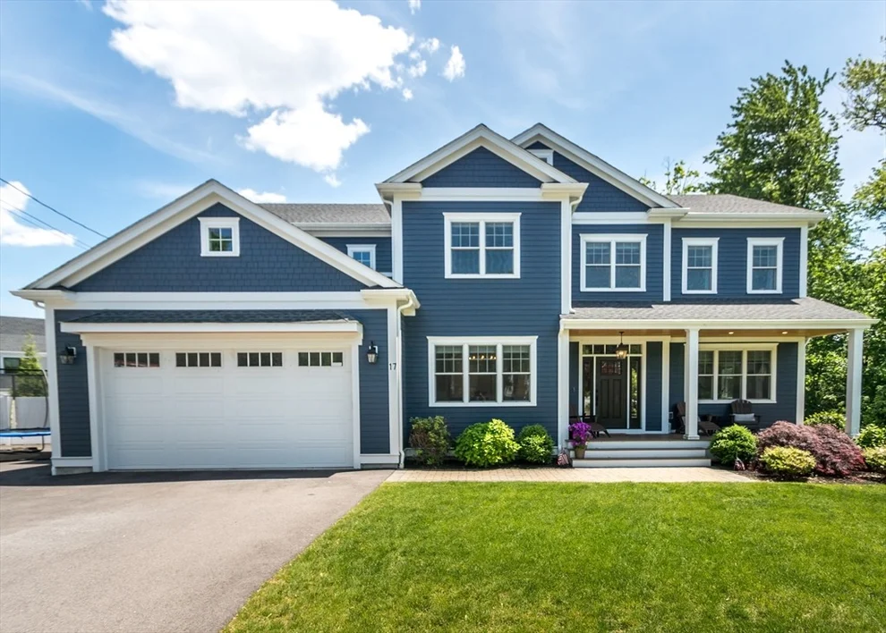 Unit for sale at 17 Elinor Circle, Waltham, MA 02452